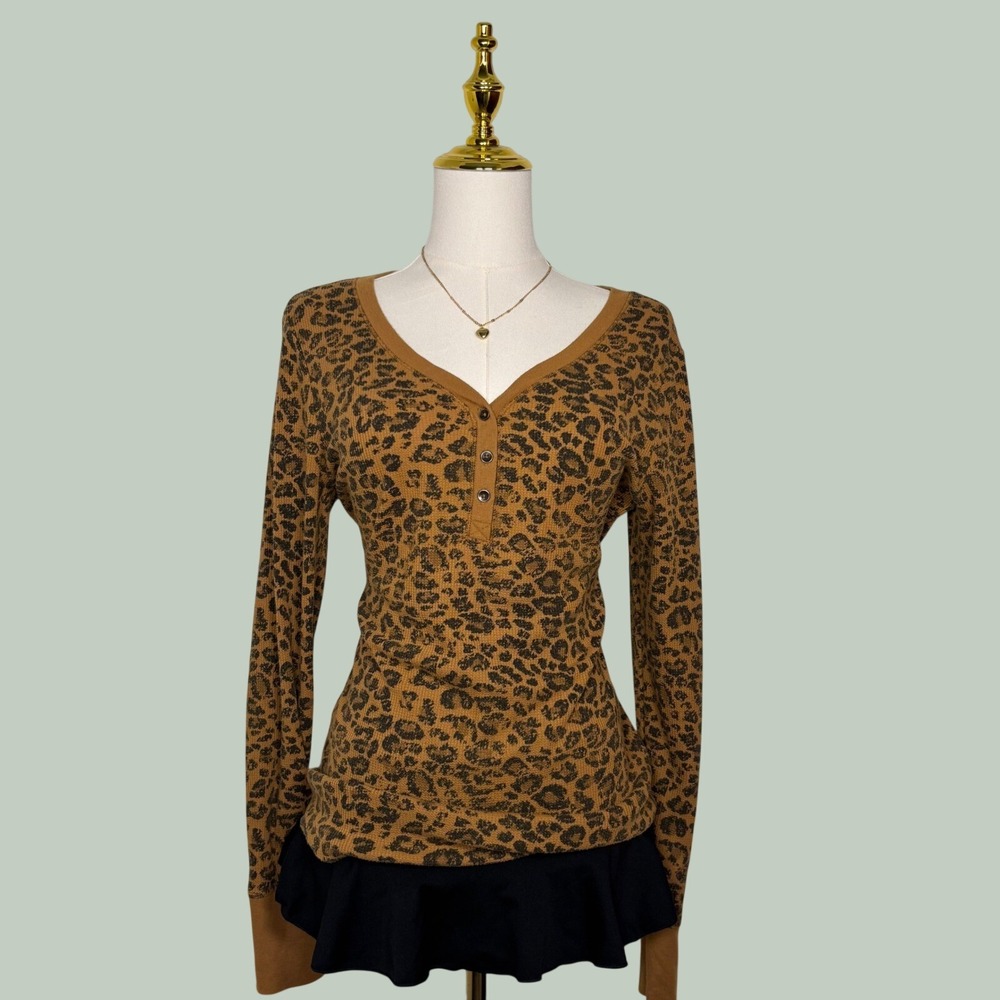 leopard print long sleeve sweater blouse henley coquette y2k preppy western chic